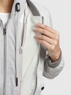 Khujo Blouson "Persee" In Weiß/ Grau 15 Khujo Blouson "Persee" In Weiß/ Grau -Khujo khujo blouson persee in weiss grau 6